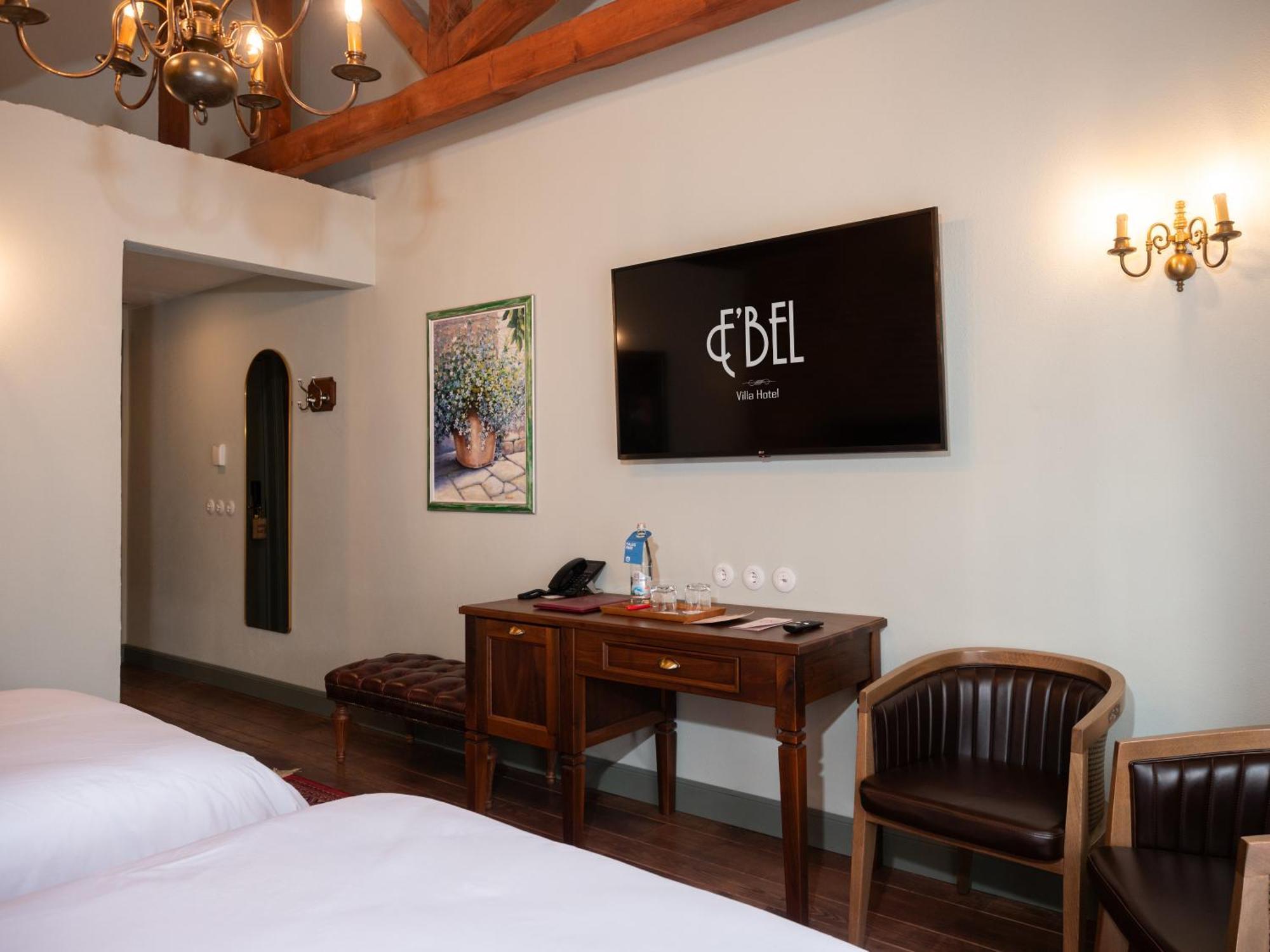 Vila Ebel Hotel Pool & Spa Korce Ngoại thất bức ảnh
