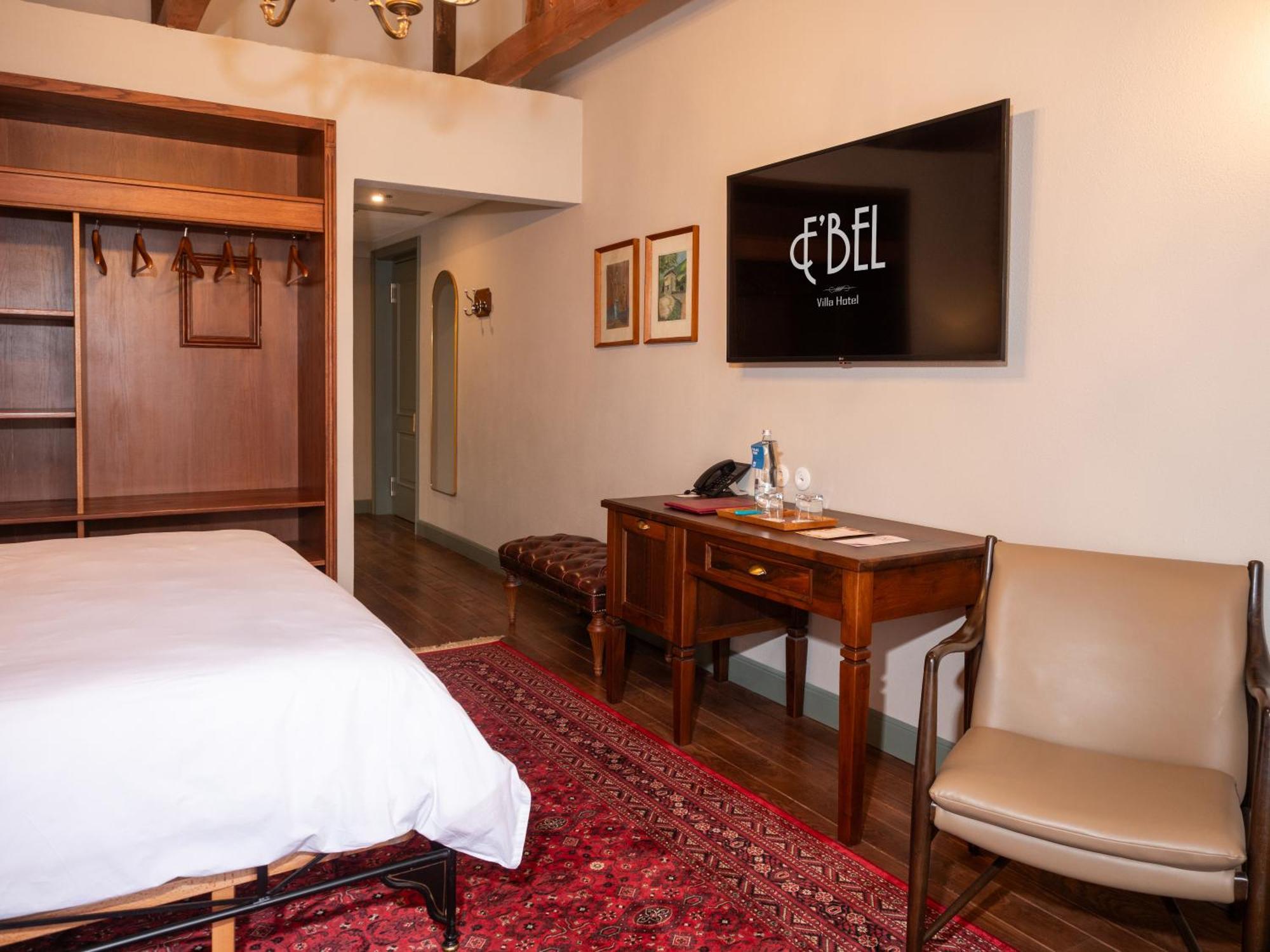 Vila Ebel Hotel Pool & Spa Korce Ngoại thất bức ảnh