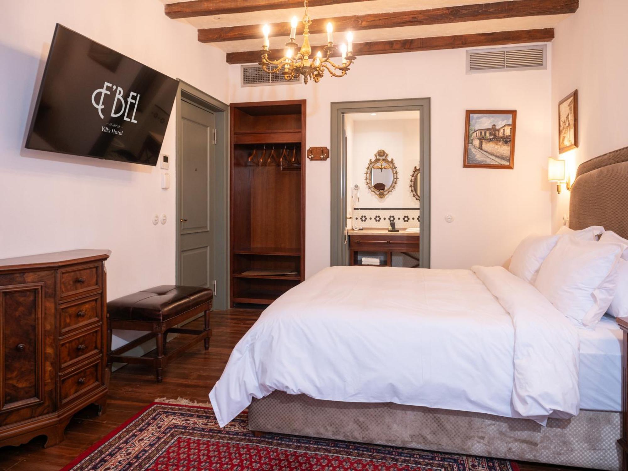 Vila Ebel Hotel Pool & Spa Korce Ngoại thất bức ảnh